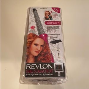 Revlon Non-Slip Textured Styling Iron